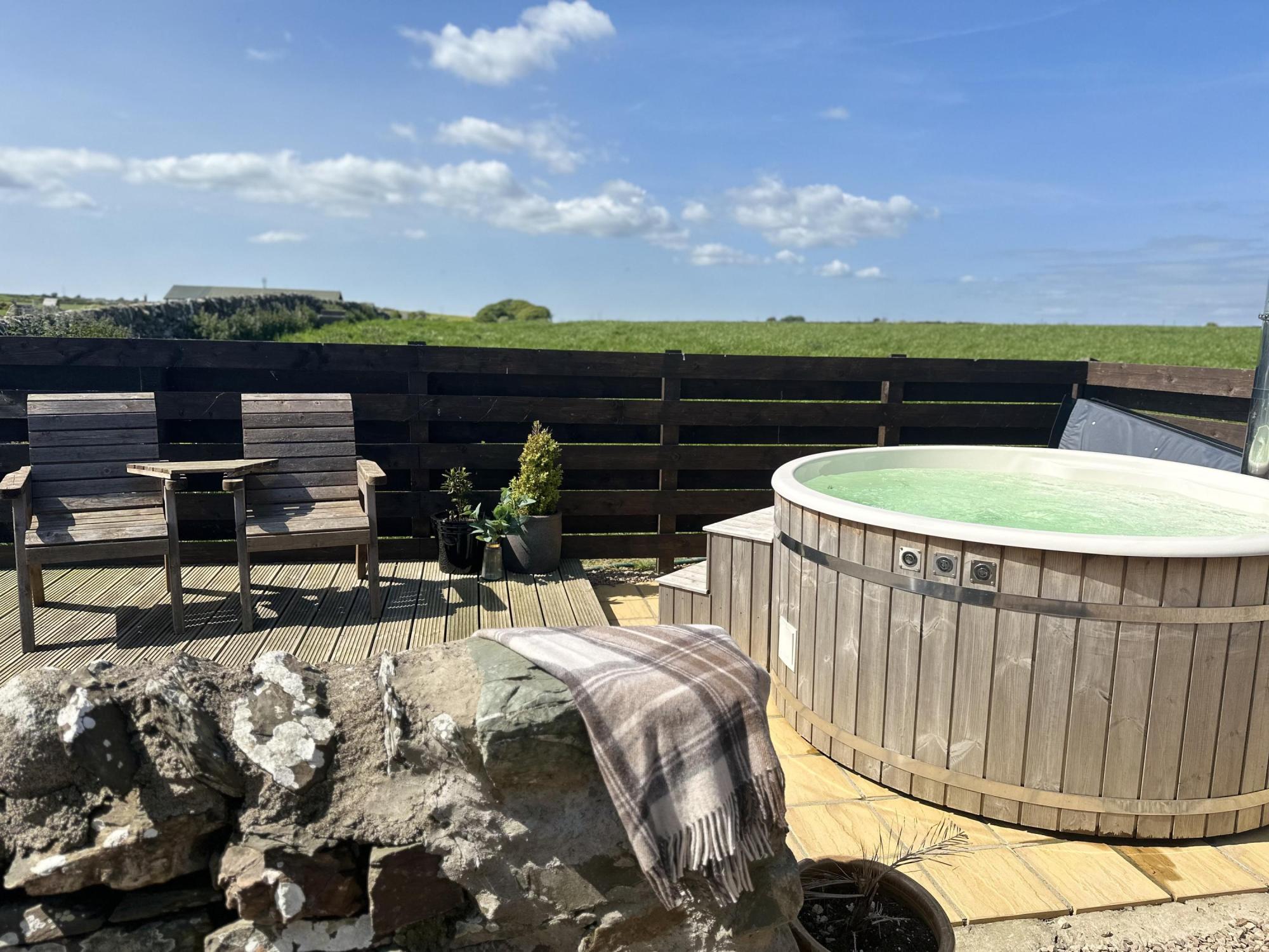 Hot tub at Dairy Cottage